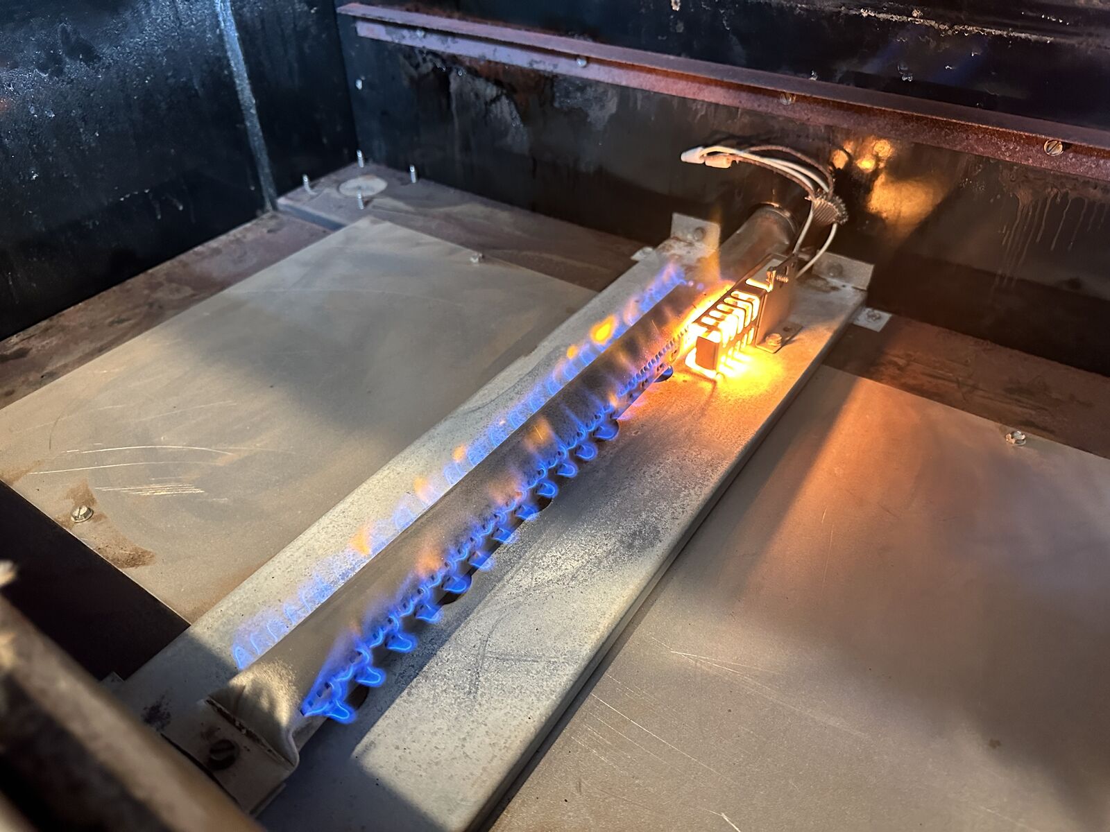 Gas oven burner ignition restored during a service visit